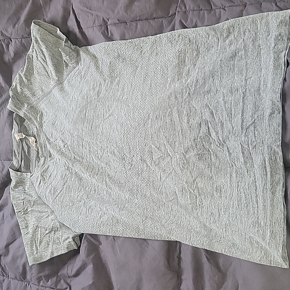 Lululemon swiftly tech